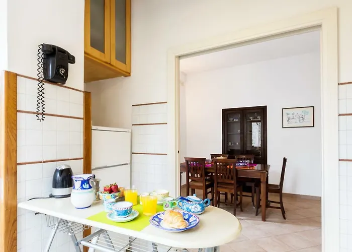 Апартаменты Explore The Amalfi Coast From A Cosy In Centre Сорренто
